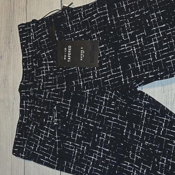 Kayden K Men's Comfort Stretch Tapered Jeans Black and White Size 32 NWT - Picture 7 of 11